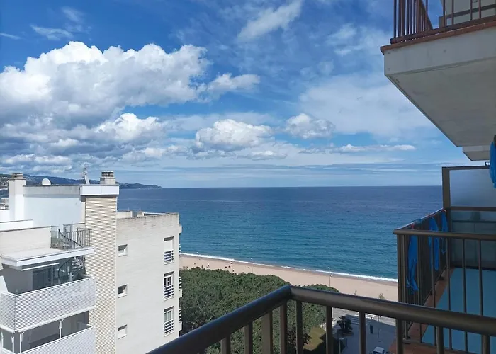 Bright With Two Balconies And A Seaside Pool アパート *